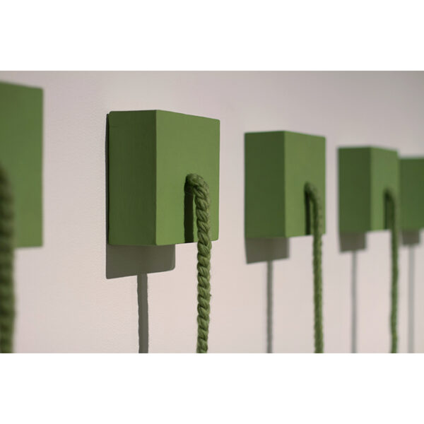 green braids @ art mur (detail)